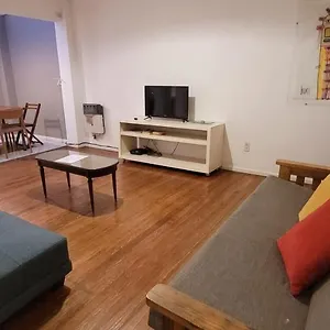 Apartamento Departamento Amplio, Céntrico Y Tranquilo En Pb, Mendoza